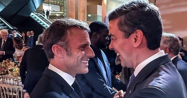 La Nación / Peña y Macron reunidos en cumbre del Deporte en Francia