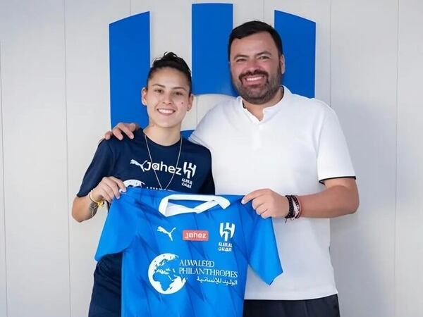 Jessica Martínez fue presentada en el Al Hilal de Neymar Jr. - Fútbol Internacional - ABC Color