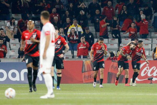 Cerro Porteño, eliminado una vez más - Cerro Porteño - ABC Color