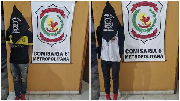Capturan a dos jóvenes señalados de robar celulares en semáforos de Asunción - Policiales - ABC Color
