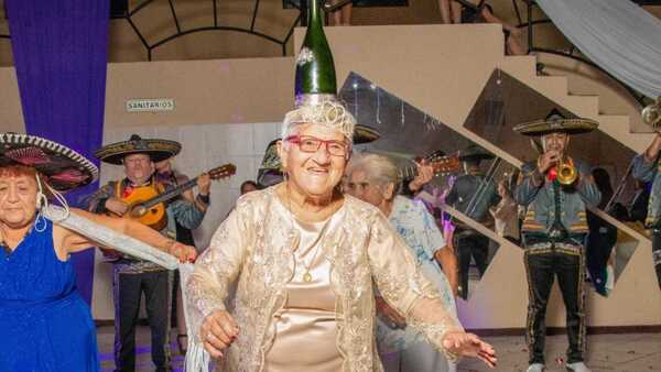 Hoy se celebra el día de los abuelitos en el mundo