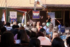 Prosiguen charlas instructivas a alumnos de PJC