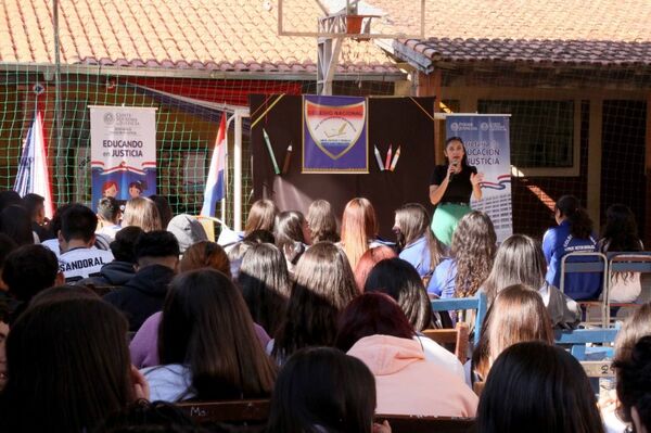 Prosiguen charlas instructivas a alumnos de PJC