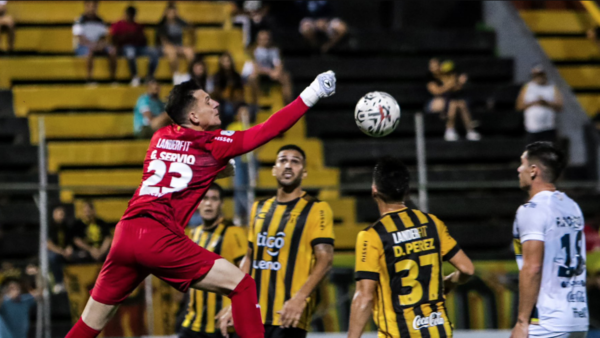 Versus / Trinidense y Guaraní abren el telón del segundo capítulo del torneo Clausura 2024