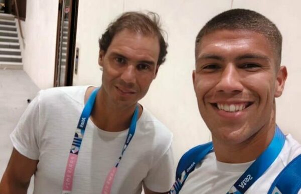 Versus / Sueño cumplido: Ronaldo Dejesús se rinde ante el legendario Rafael Nadal