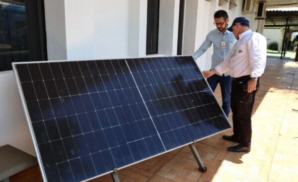 Inició llamado a licitación para instalación de planta solar flotante