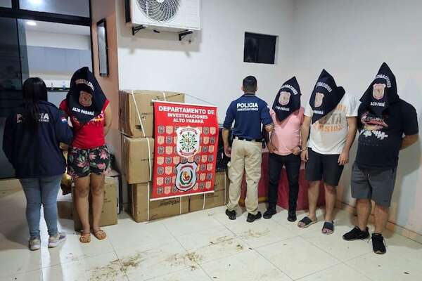 Aprehenden a cuatro personas y recuperan parte de mercaderías robadas en asalto - ABC en el Este - ABC Color