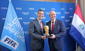 Versus / Gianni Infantino se reunió con Santiago Peña y deseó suerte a Paraguay en los JJOO