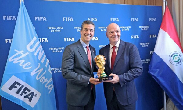 Versus / Gianni Infantino se reunió con Santiago Peña y deseó suerte a Paraguay en los JJOO