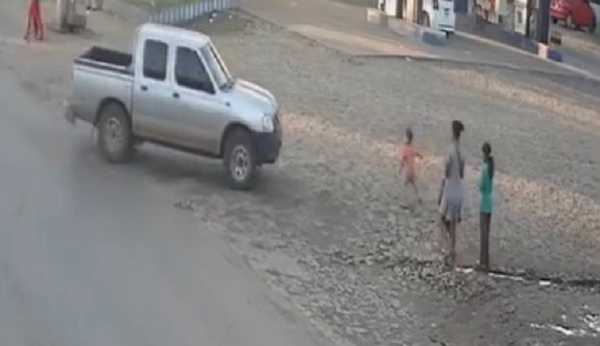 Un sacerdote huyó tras atropellar a un niño en Limpio - Noticiero Paraguay