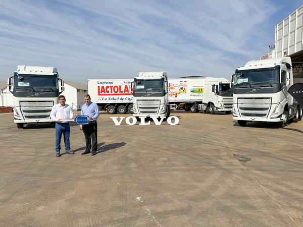Grupo Rieder refuerza la flota de Cooperativa La Holanda con nuevos camiones Volvo FH440 6×2 - Amigo Camionero