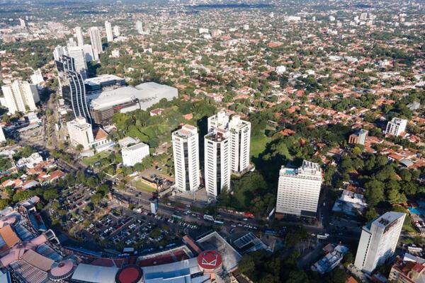 Grado de inversi贸n en Paraguay: Economistas analizan oportunidades, desaf铆os y el camino por recorrer - Revista PLUS