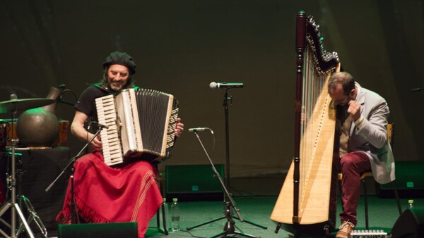 Chango Spasiuk y Sixto Corbalán en concierto