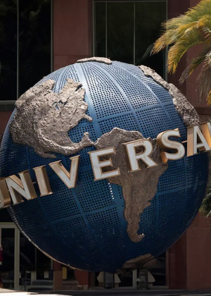 Acciones de Universal Music caen un 30% mientras disminuyen los ingresos por 'streaming' - Revista PLUS