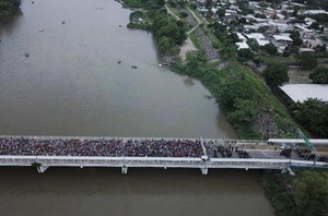 Unos 600 mexicanos huyen a Guatemala por violencia del narco - ADN Digital
