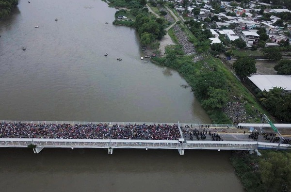 Unos 600 mexicanos huyen a Guatemala por violencia del narco - ADN Digital