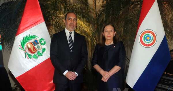 La Nación / Aniversario patrio del Perú