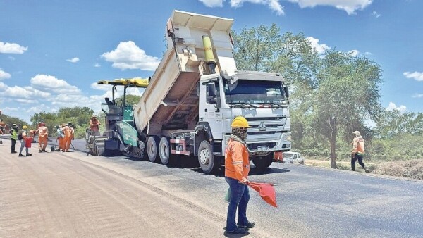 Construcción de la ruta PY12 emplea a unas 400 personas