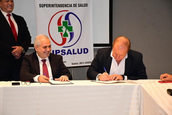 Superintendencia de Salud y Gobernación de Itapúa firman convenio para fortalecer el Sistema Nacional de Salud