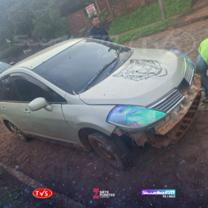 INCAUTAN AUTOMÓVIL INVOLUCRADO EN ACCIDENTE DE TRÁNSITO EN CAMBYRETÁ - TVS