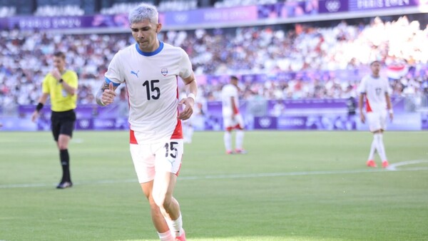 La Albirroja, obligada a ganar para mantenerse con vida en París