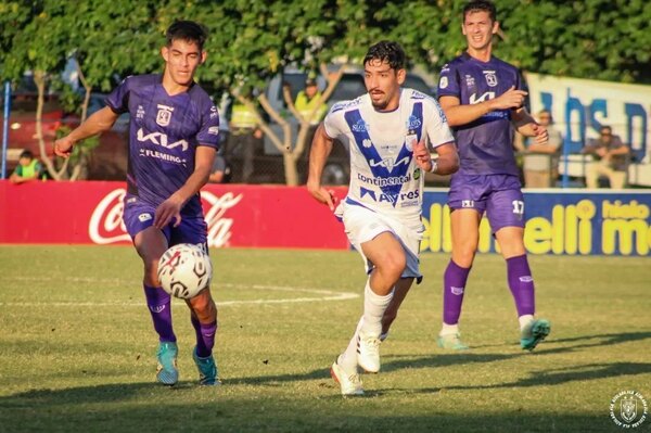 Versus / El clásico de Barrio Jara abre la jornada sabatina