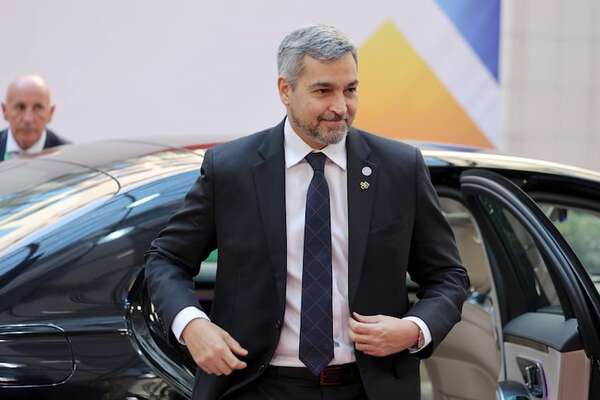 Marito mantiene reuniones con gente “fuera del alcance del oficialismo”, afirma Espínola - Política - ABC Color