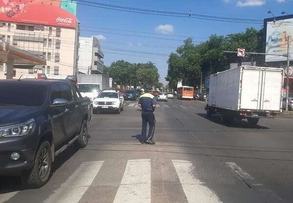Asunción: desde el lunes se elimina giro a la izquierda en Avda. Eusebio Ayala esquina Cedro - Nacionales - ABC Color