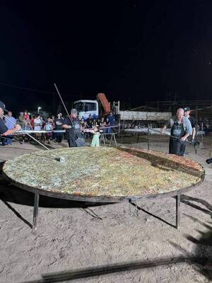 ¡Gran pizza! En el Chaco le bajaron una "súper pizza" de más de 1.200 porciones