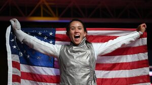 Lee Kiefer logra su segundo oro olímpico consecutivo