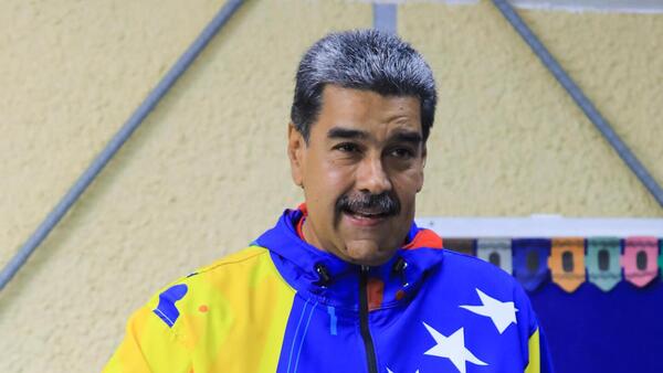 Nicolás Maduro es reelegido presidente de Venezuela con el 51,2% de los votos, según autoridad electoral