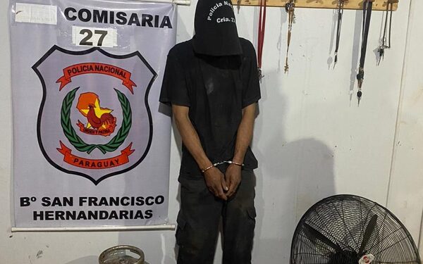 Detienen a ladrón que llevó garrafa y ventilador de vivienda