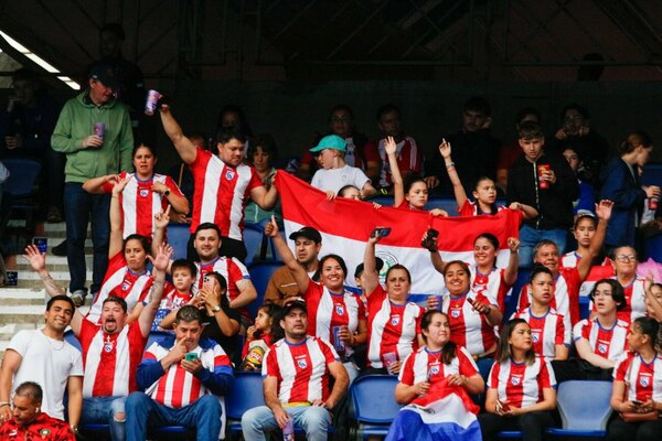 Versus / El Parque de los Príncipes coreó el nombre de Paraguay durante el juego con Israel