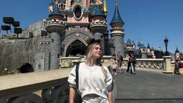 Luana abandonó al Team Paraguay y anda de tour por Europa