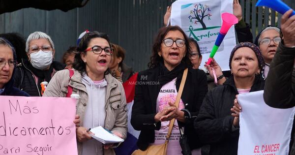 Diario HOY | Pacientes con cáncer protestan para exigir mejor atención y más medicamentos a Salud
