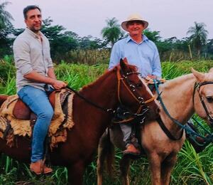 El embajador británico, Ramin Navai, comenzó su tour de despedida de Paraguay  - Gente - ABC Color