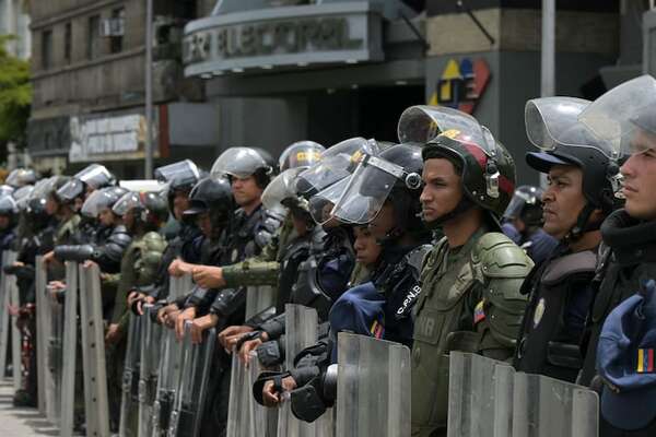 Video: Primeras protestas en Venezuela para exigir transparencia electoral - Mundo - ABC Color