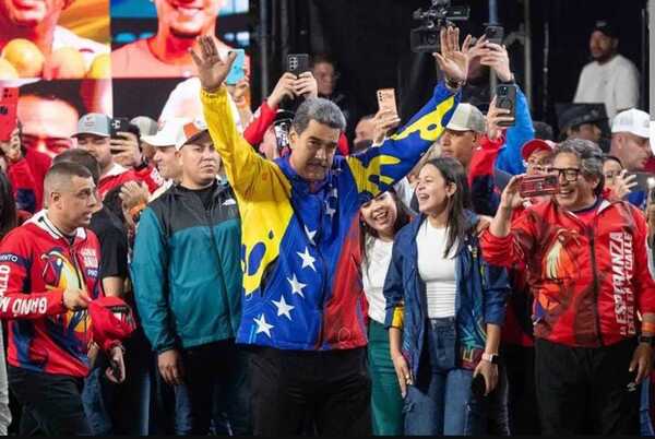 Maduro pide “respeto a la voluntad popular” al ser proclamado presidente entre denuncias de fraude - San Lorenzo Hoy