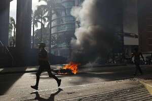 Un muerto en las protestas contra la reelección de Maduro  - Mundo - ABC Color