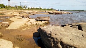 Se intensifican labores de dragado ante bajante extrema de los ríos