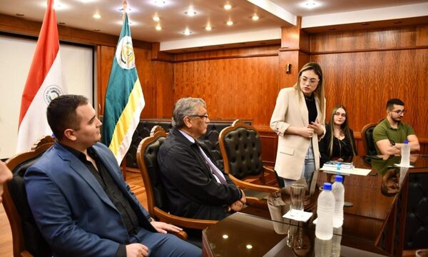 Líderes estudiantiles de CDE buscar mesas técnicas de diálogo para que proyectos lleguen a ministra – Diario TNPRESS