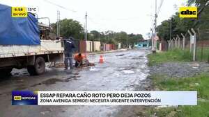 Video: ESSAP repara caños rotos pero deja pozos en Avda. Semidei - ABC Noticias - ABC Color