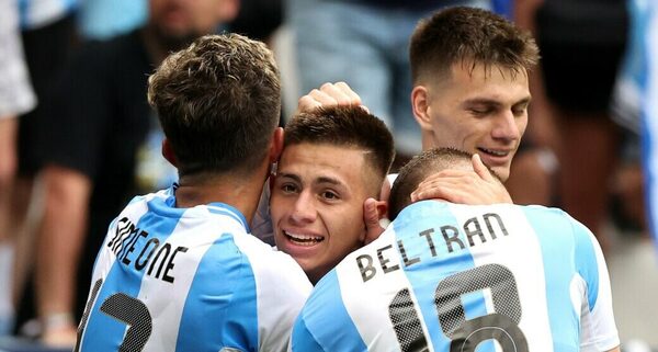 Versus / Argentina se mete a cuartos de final de los Juegos Olímpicos y se cita con el dueño de casa