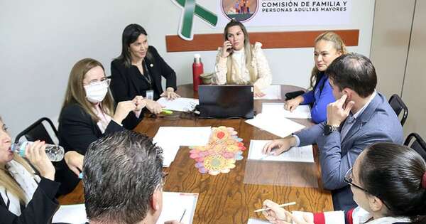 La Nación / Plantean programa de inserción laboral para personas de entre 45 y 65 años