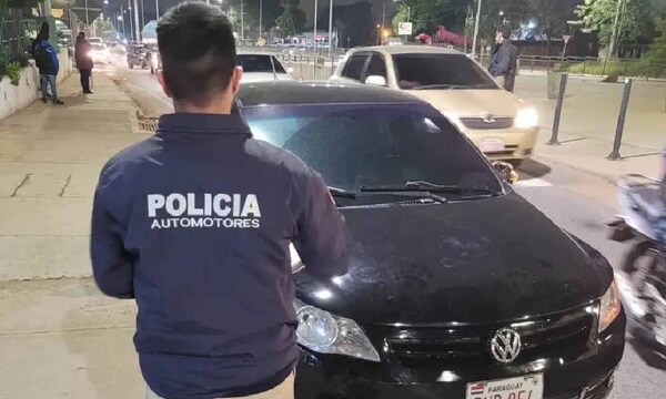 Policía indaga supuesta simulación de robo de 32 armas en Villa Elisa – Prensa 5