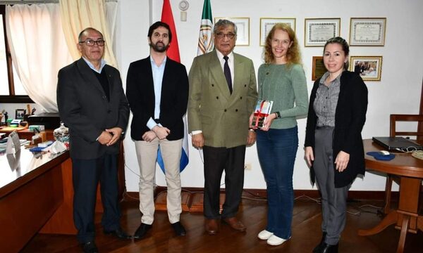 FACISA-UNE recibe a profesional por movilidad docente de la AUGM