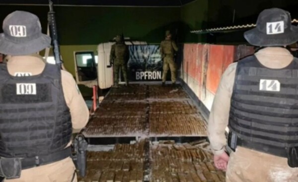 Detienen a paraguayo con 2,4 toneladas de marihuana