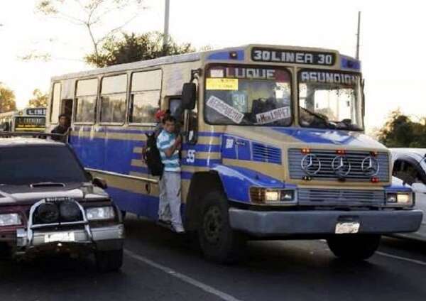 Asalto a bus de la Línea 30 en Luque: pasajera narra los momentos de terror - Policiales - ABC Color