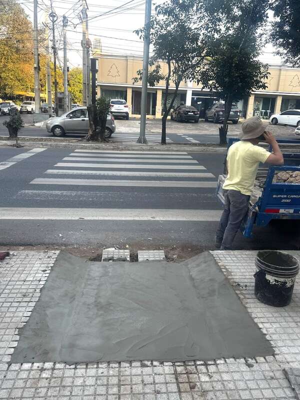 La Asunción de Nenecho: municipalidad obliga a construir rampas, pero paseos centrales no se pueden usar - Nacionales - ABC Color