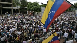 La oposición se moviliza en Venezuela tras protestas que dejan 12 muertos